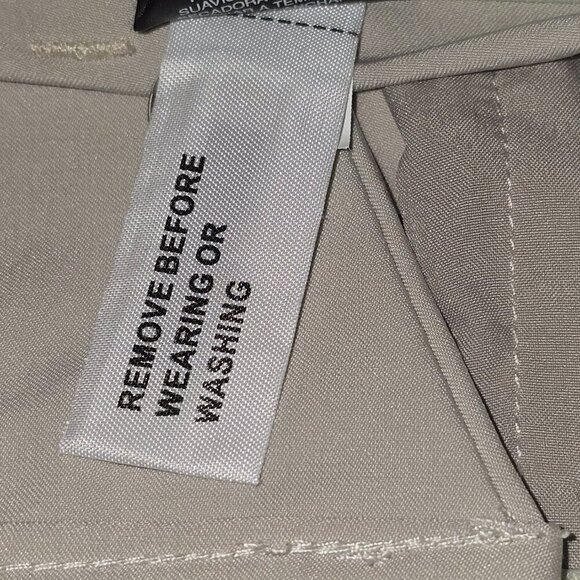 GREG NORMAN MENS GOLF SHORTS KHAKI SIZE 35 X 32 NWOT - Picture 6 of 7